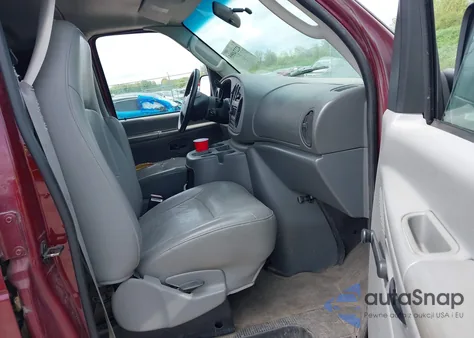 2003 Ford E-250 Commercial/Recreational z USA, uszkodzony, nr VIN 1FTNE24L53HB45564